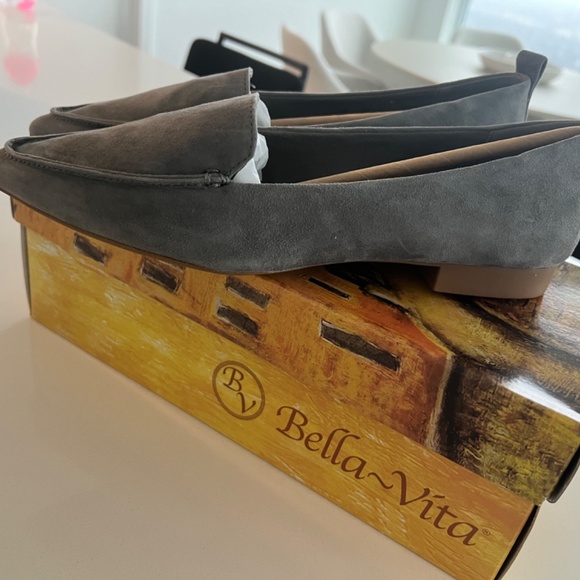 Alessi Pointed Toe Loafer - Picture 5 of 6